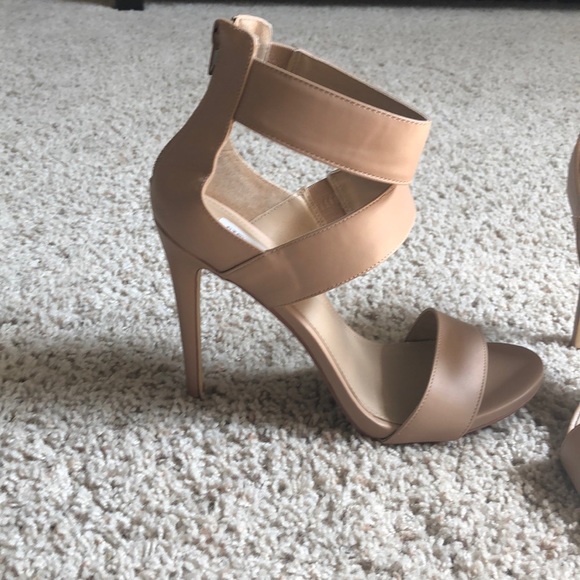 Nude heels - Picture 2 of 5